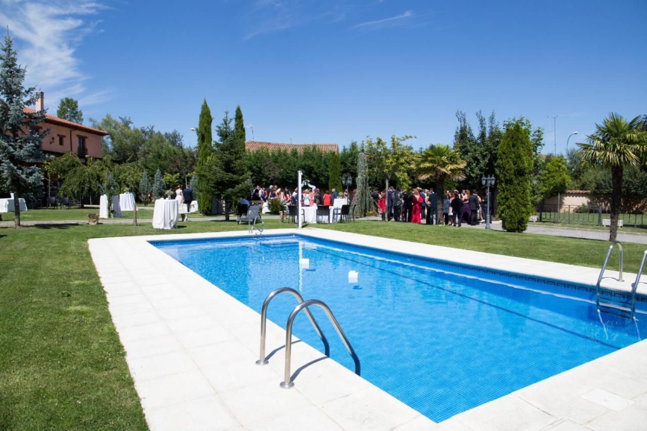 Palacio Del Conde De Rebolledo Villaviciosa de la Ribera Εξωτερικό φωτογραφία